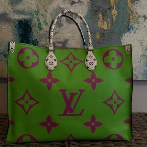 Louis Vuitton - Limited Edition - OnTheGo Giant GM Vert Tote - Vibrant Rare
